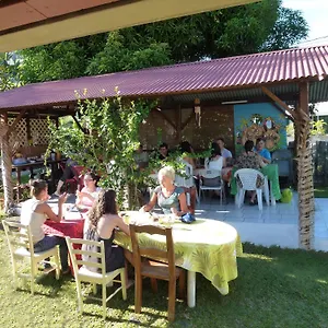 Pensión Te Miti - Plage-beach 200m - Mahana Parc & Vaiava Pk18 - Ou Dortoir, Punaauia (Tahiti)